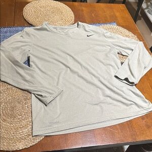 Nike Light Gray/Beige Long Sleeve Top